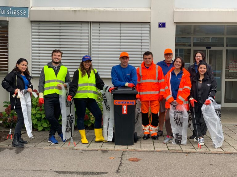 Contreag Mitarbeiter beim Clean Up Day 2022