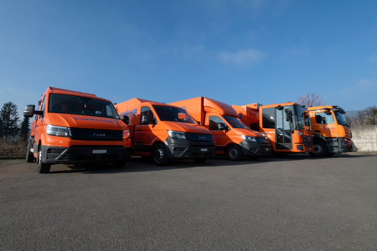 Die emissionsfreie Fahrzeugflotte mit Elektroantrieb der Contreag Container-Reinigungs AG