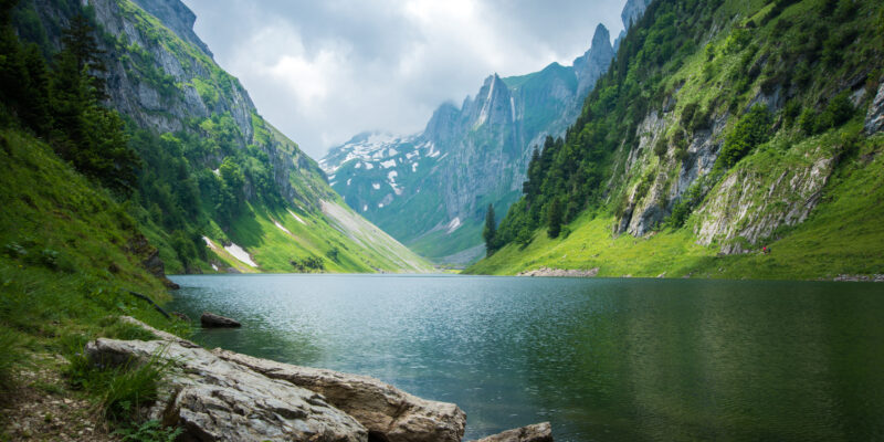 Der Fählensee mit Bergen